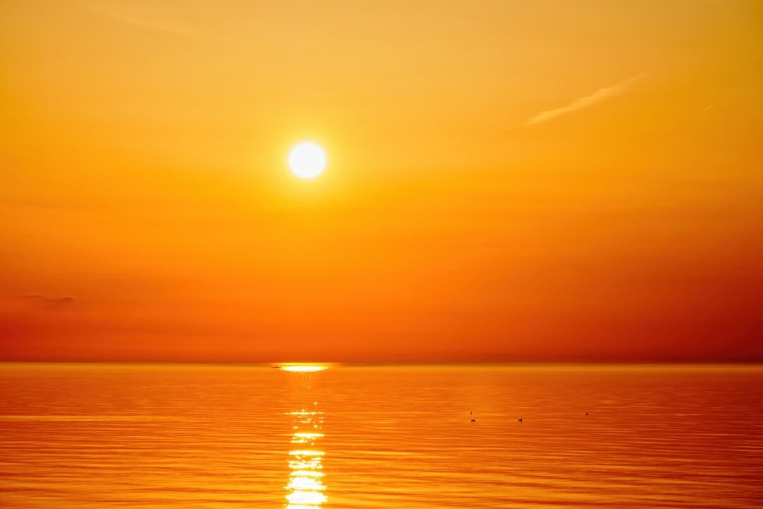 sunrise over horizon