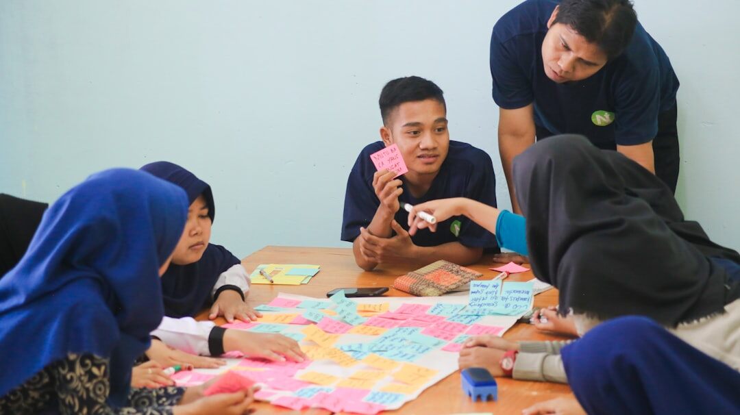 group discussion meeting